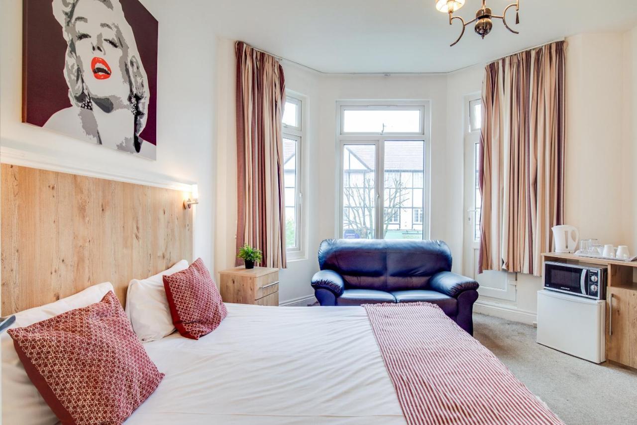 Oyo Tamtam Acton Hotel Londyn Zewnętrze zdjęcie