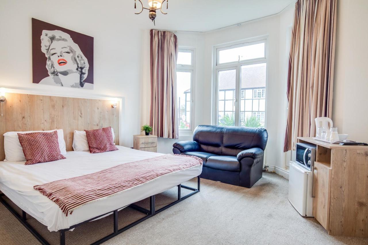 Oyo Tamtam Acton Hotel Londyn Zewnętrze zdjęcie