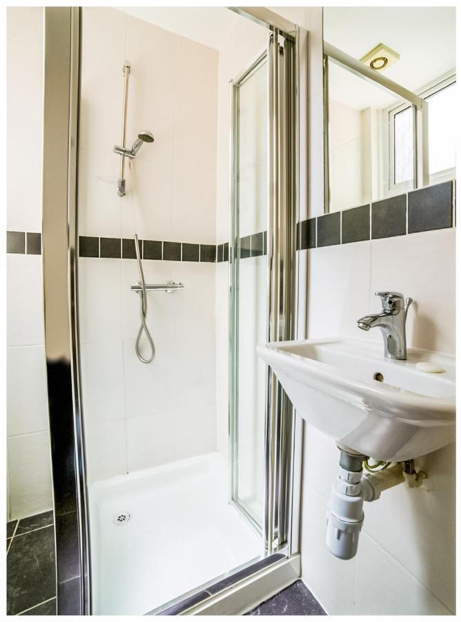 Oyo Tamtam Acton Hotel Londyn Zewnętrze zdjęcie