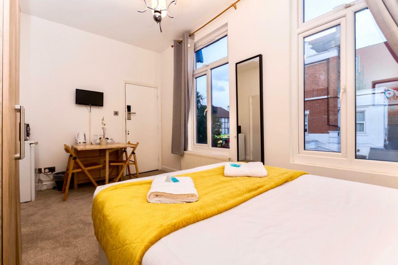 Oyo Tamtam Acton Hotel Londyn Zewnętrze zdjęcie