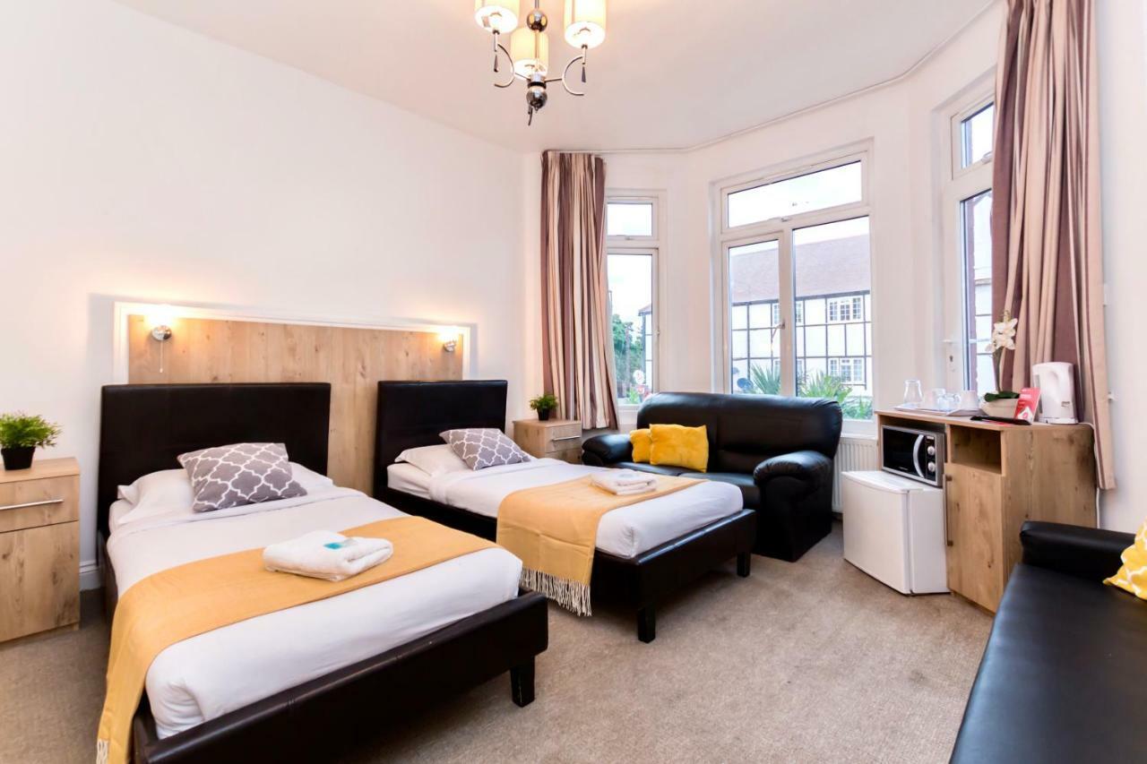 Oyo Tamtam Acton Hotel Londyn Zewnętrze zdjęcie