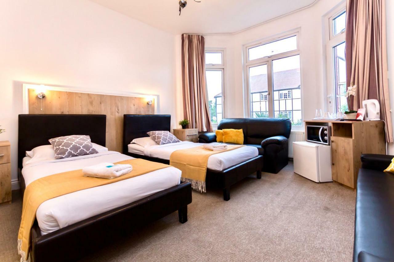 Oyo Tamtam Acton Hotel Londyn Zewnętrze zdjęcie