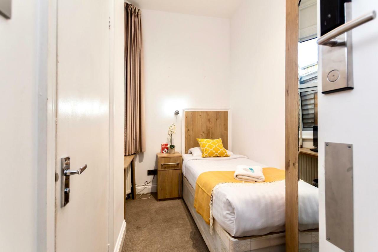 Oyo Tamtam Acton Hotel Londyn Zewnętrze zdjęcie
