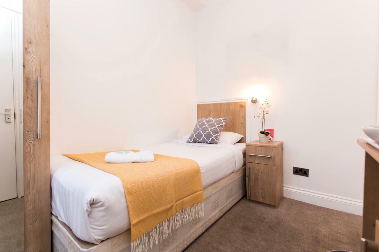 Oyo Tamtam Acton Hotel Londyn Zewnętrze zdjęcie